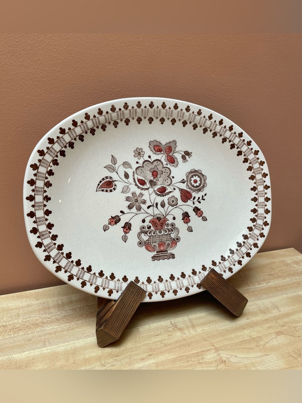 Vintage Johnson Brothers Jamestown 12" Platter Staffordshire Old Granite
